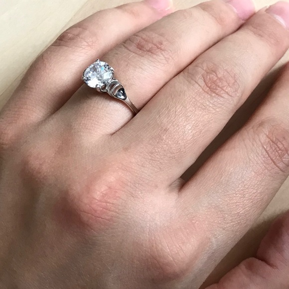 14K White Gold Polished Sawarovski Stone Ring - Picture 5 of 8